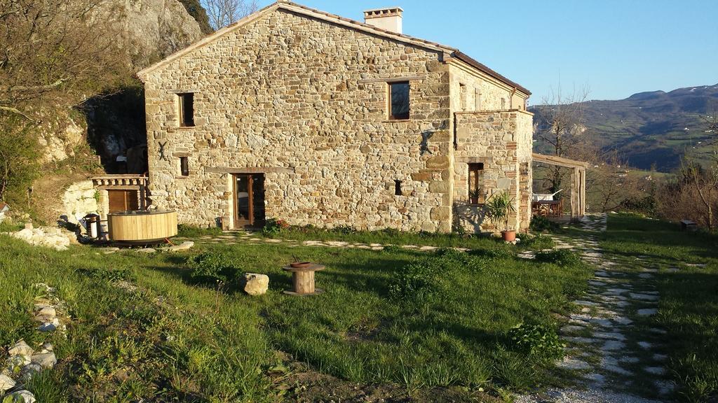 Sasso Erminia R&B Ecosostenibile Novafeltria Экстерьер фото