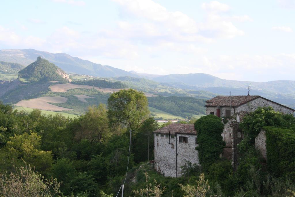 Sasso Erminia R&B Ecosostenibile Novafeltria Экстерьер фото